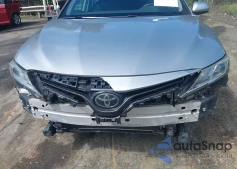 2019 Toyota Camry Le z USA, uszkodzony, nr VIN 4T1B11HK2KU771648